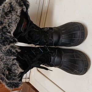 Beautiful Black Winter Boots